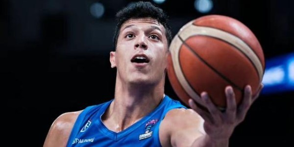 开云官网-欧锦赛激昂之旅戛然而止 意大利男篮留下动情印记