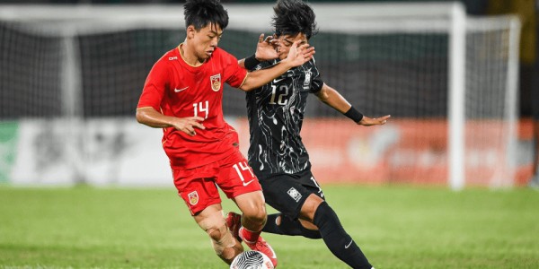 开云体育APP下载-16岁红星中断留洋！加盟中超保级队，董路：3大原因令他回国忍1年