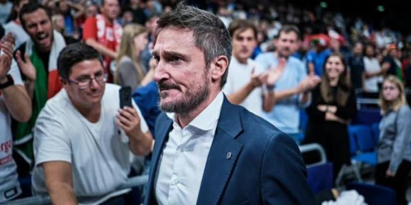 开云官网-欧锦赛激昂之旅戛然而止 意大利男篮留下动情印记